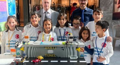 PROF. DR. KILIÇ, AYDIN’DAKİ “PROJE PAZARI”NDA GENÇ BİLİM İNSANLARIYLA BULUŞTU