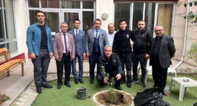 Turgutlu Adliyesi’nde Ağaçlandırma Çalışması