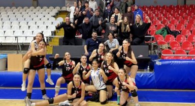 Yunusemre Belediyespor, Genç Kızlar Voleybol İl Birinciliği’nde Liderliğini Sürdürdü