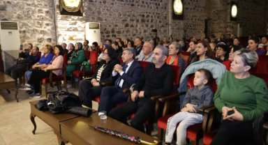 BEDESTEN’DE ‘AŞK İLE AKIL’ BULUŞTU