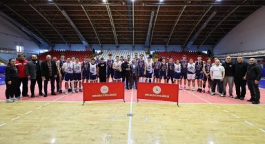 Manisa’da Okul Sporları Basketbol Gençler A İl Birinciliği sona erdi