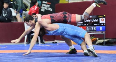 Okul Sporları Güreş Gençler Grup Müsabakaları Manisa’da başladı