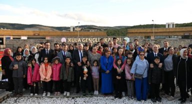 TBMM ENGELLİ BİREYLERİN SORUNLARINI ARAŞTIRMA KOMİSYONU KULA’DA ENGELLİ VATANDAŞLARLA BULUŞTU