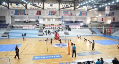 Turgutlu Belediyespor Kadın Voleybol Takımı, Altınay Spor’u konuk edecek