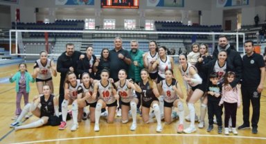 Turgutlu Belediyespor Potada ve Filede Yılı Galibiyetle Kapattı