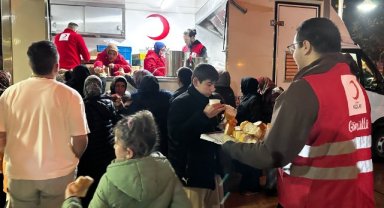 Türk Kızılay’dan Regaip Kandili’nde 1000 Kişilik İkram