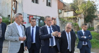 Yunusemre Belediye Başkanı Balaban, Mutlu Mahallesi’nde esnaf ve vatandaşlarla buluştu