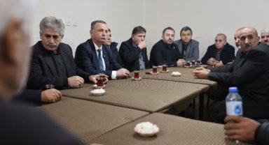 Yunusemre Belediye Başkanı Balaban, Spil Mahallesi sakinleriyle buluştu