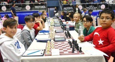 Yunusemre Belediyespor’dan çocuklara yönelik satranç kursu