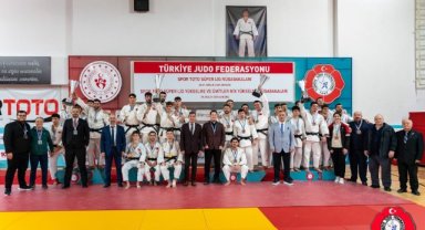 YUNUSEMRE BELEDİYESPOR ERKEK JUDO TAKIMI SÜPER LİG'DE