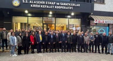 Akçay, Alaşehir’de esnaf temsilcileriyle buluştu