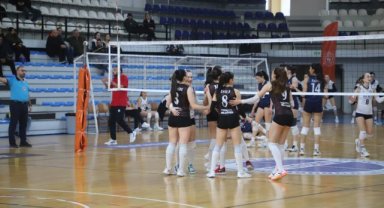 Turgutlu Belediyesi Kadın Voleybol Takımı Son Deplasman Maçında
