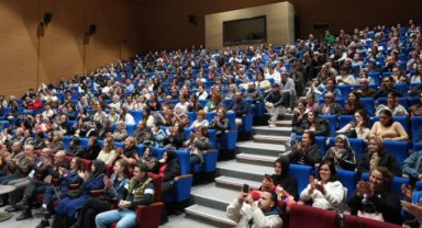 Turgutlu’da ‘Başarımı Karılarıma Borçluyum’ Tiyatro Oyunu Sahnelenecek
