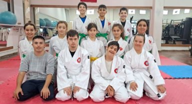Yunusemre Belediyespor’dan down sendromlu bireylere yönelik judo kursu