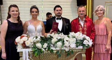 Yunusemre’de 2025’te Bin 464 Çift Evlenerek Yuva Kurdu