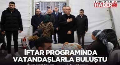 Yunusemre Belediye Başkanı Semih Balaban, iftar programında vatandaşlarla buluştu