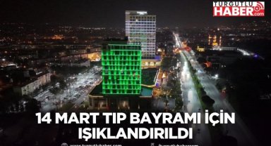 Manisa Büyükşehir Belediyesi hizmet binası 14 Mart Tıp Bayramı’nda ışıklandırıldı