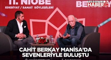 Cahit Berkay Manisa’da sevenleriyle buluştu