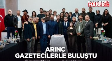  Mücahit Arınç gazetecilerle buluştu