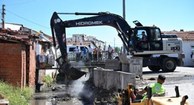MASKİ’den Hacıishak Mahallesi’nde Dere Temizliği Çalışması