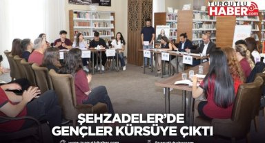 Şehzadeler’de gençler kürsüye çıktı