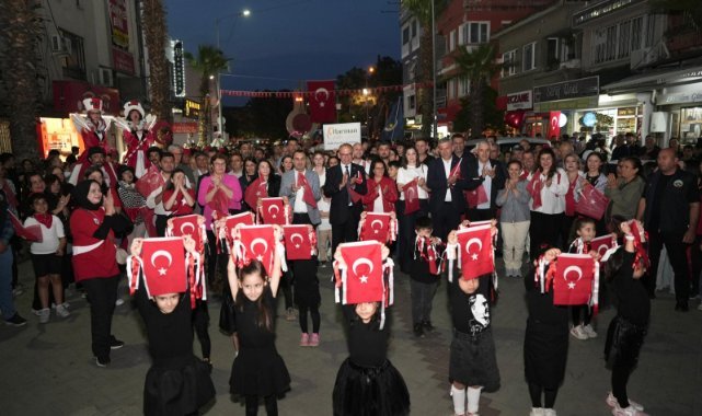 Turgutlu’da 19 Mayıs Coşkusu Meydanlara Taştı
