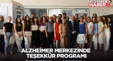 Alzheimer Merkezinde Teşekkür Programı