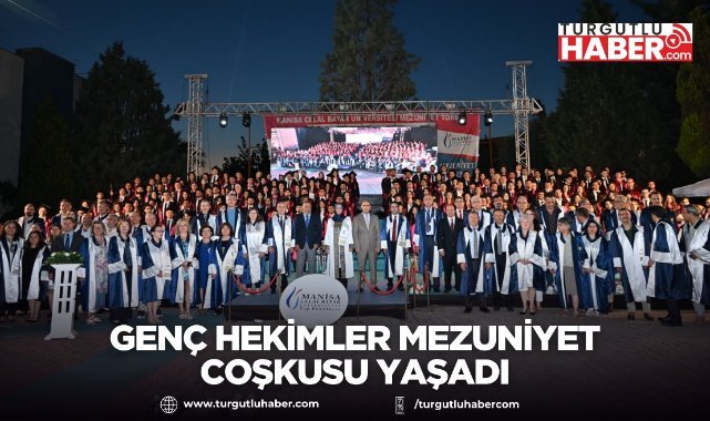 Genç Hekimler Mezuniyet Coşkusu Yaşadı
