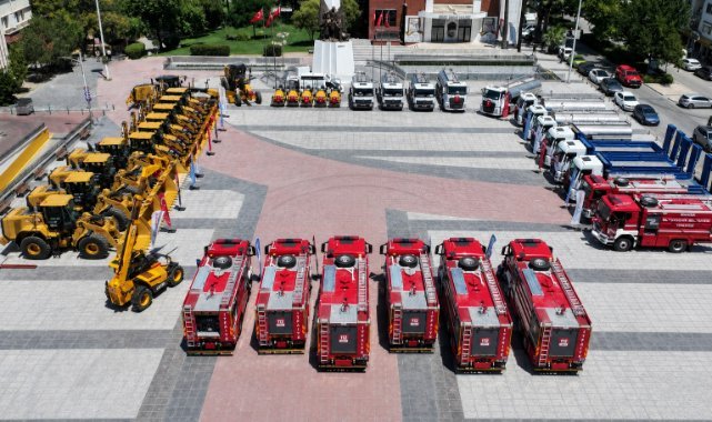 Büyükşehir Filosuna 37 Yeni Araç Katıldı