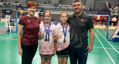 Manisalı badmintonculardan uluslararası turnuvada iki bronz madalya