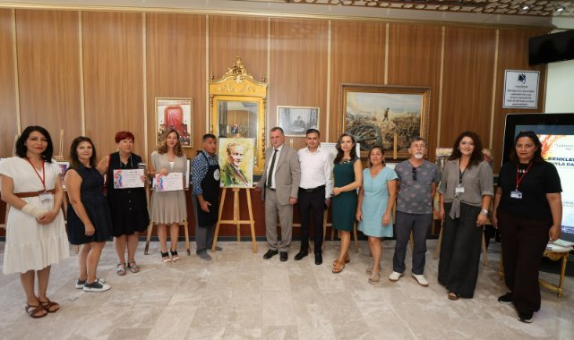 RENKLERİN SUYLA DANSI SANATSEVERLERLE BULUŞTU