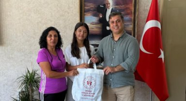 Şampiyon Atlet Belinay Gündoğdu Ödüllendirildi