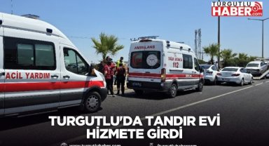 Turgutlu'da Zincirleme Trafik Kazası: 4 Araç Birbirine Girdi, 3 Yaralı