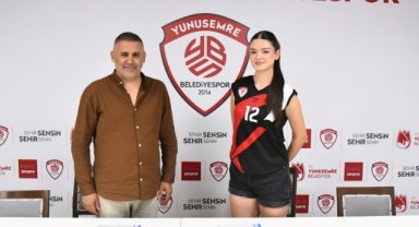 Yunusemre Belediyespor, Zeynep Gündoğdu ile sözleşme yeniledi