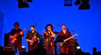 Can Gox, Manisalılara müzik dolu bir gece yaşattı