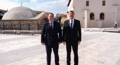 Kula’nın tarihi merkezine yeni meydan