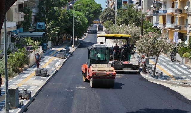 Manisa Büyükşehir Belediyesi, Salihli’de 4 Caddeyi Sıcak Asfaltla Yeniliyor