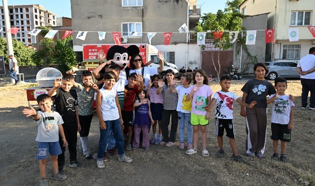 Manisa Büyükşehir İle “Mahallemde Şenlik Var”