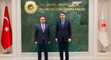 Murat Baybatur, Bakan Kurum ile Manisa’daki kentsel dönüşüm ve TOKİ çalışmalarını görüştü