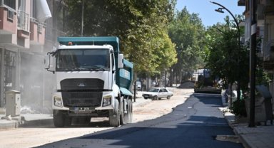 Turgutalp İlk Kez Sıcak Asfaltla Buluşuyor
