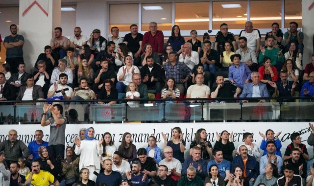 Turgutlu Belediyespor’da VIP koltuklar satışta