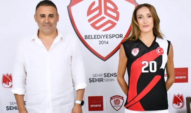 Yunusemre Belediyespor’a Milli Smaçör Selinay Akçin