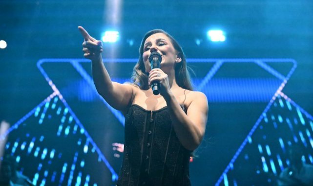 Alaşehir’in Kurtuluşunun 104. Yıl Dönümünde Merve Özbey Coşkusu