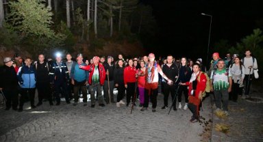 Avrupa Hareketlilik Haftası’nda Spil Dağı’nda Gün Doğumu Yürüyüşü