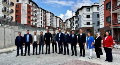 Baybatur, Demirci ve Gördes’te yatırımları inceledi