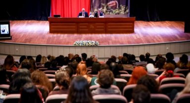 DEÜ Söyleşileri’nde “Köklerden Günümüze Türk Dili” konuşuldu