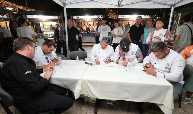 Gastronomi Çarşısı’nda “En Güzel Sarma” Yarışması