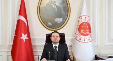 Gürlek: 2’si ağır 11 öğrenci yaralandı