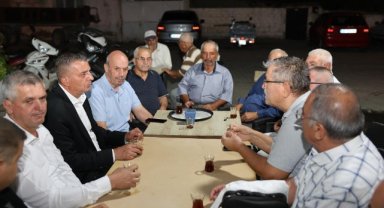 Hakan Şimşek Aşağıçobanisa’da mahalle sakinlerini dinledi