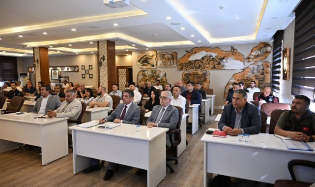 Manisa’da sahipsiz hayvanlara yönelik çalışmalar değerlendirildi